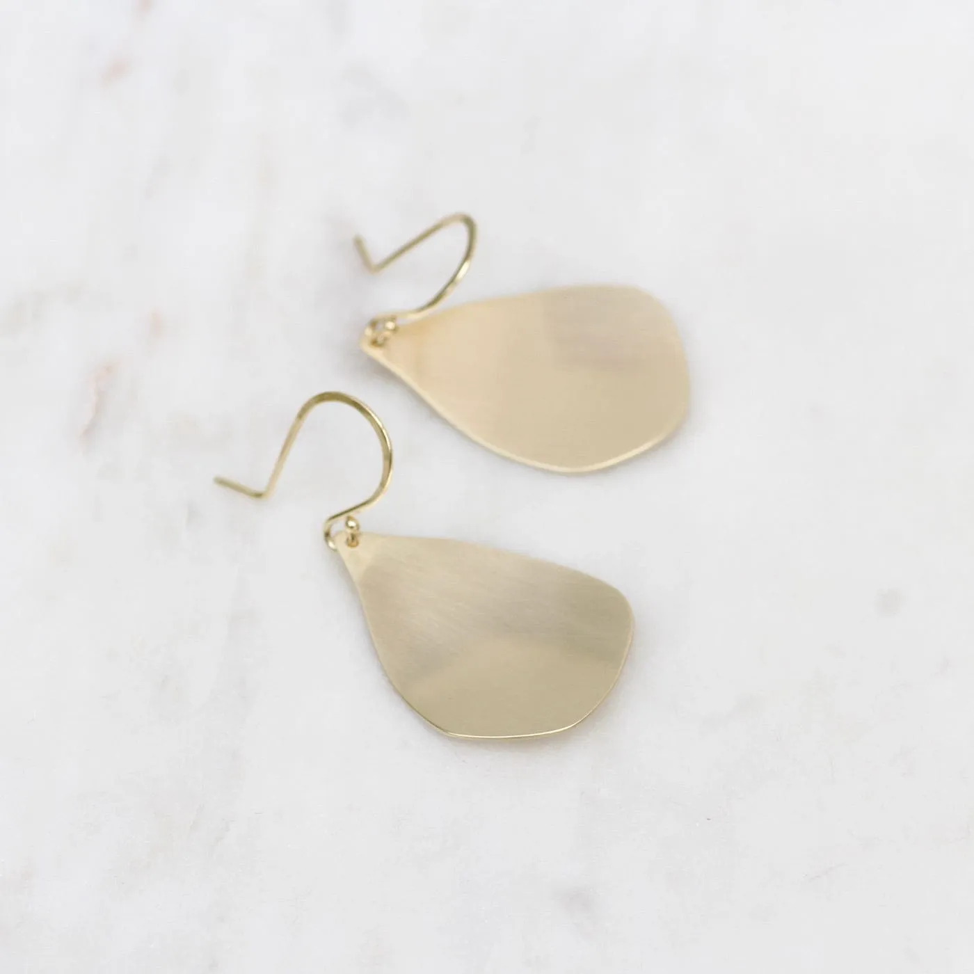 10k Sway Single Earrings
