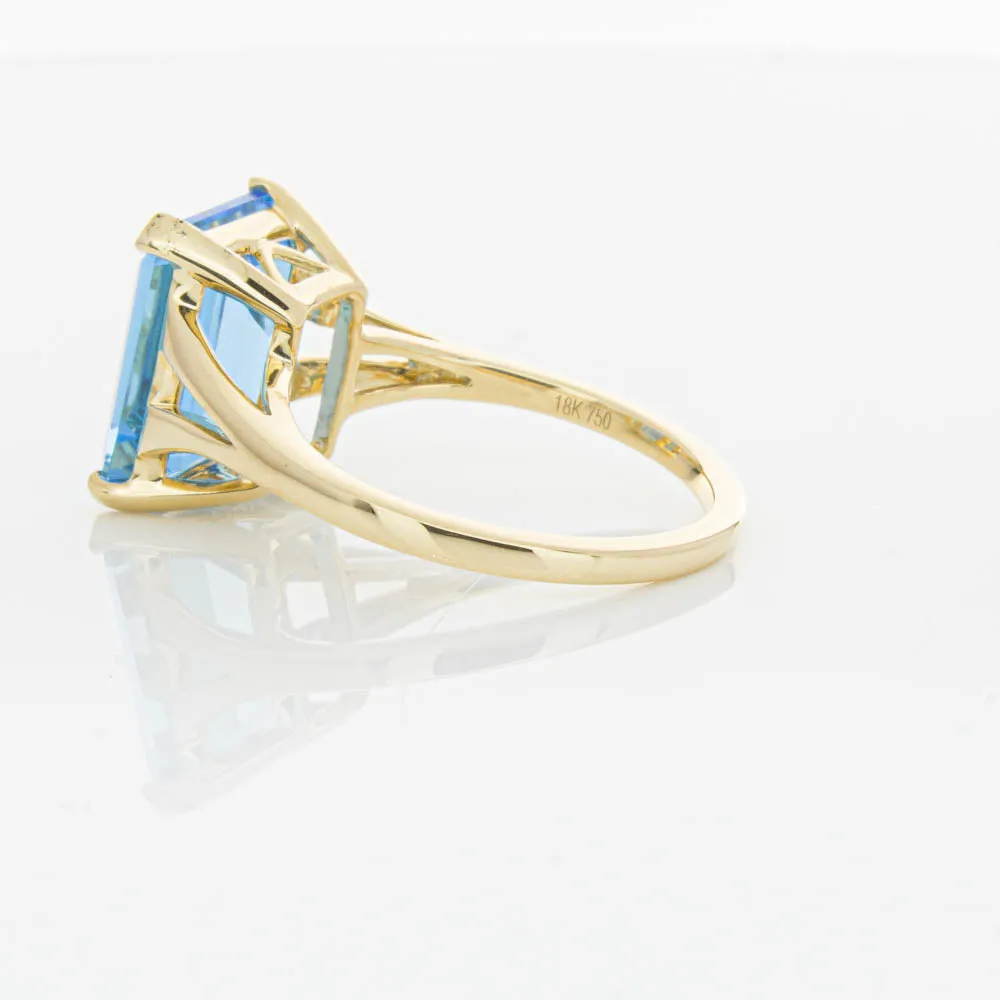 14ct Yellow Gold 6.24ct Blue Topaz Juliet Ring