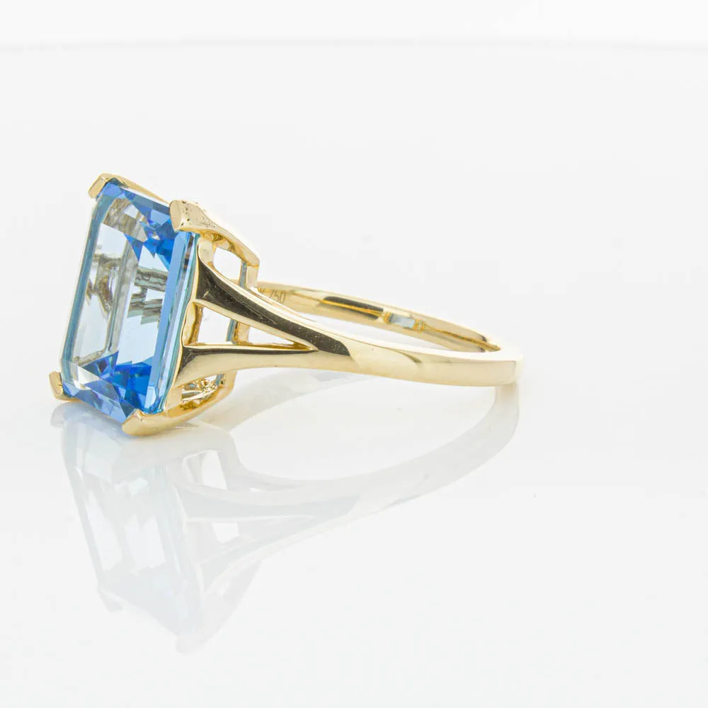 14ct Yellow Gold 6.24ct Blue Topaz Juliet Ring