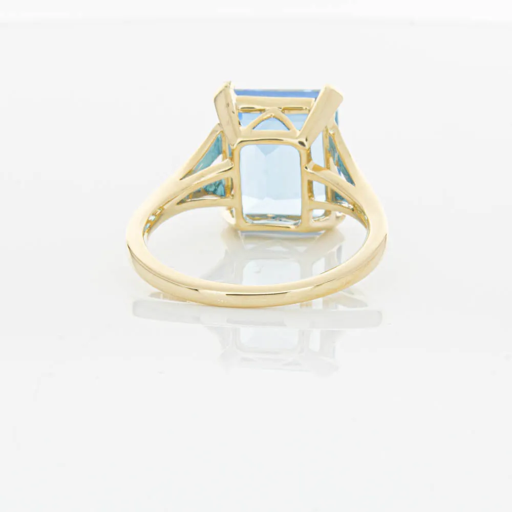 14ct Yellow Gold 6.24ct Blue Topaz Juliet Ring