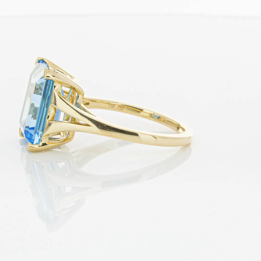 14ct Yellow Gold 6.24ct Blue Topaz Juliet Ring