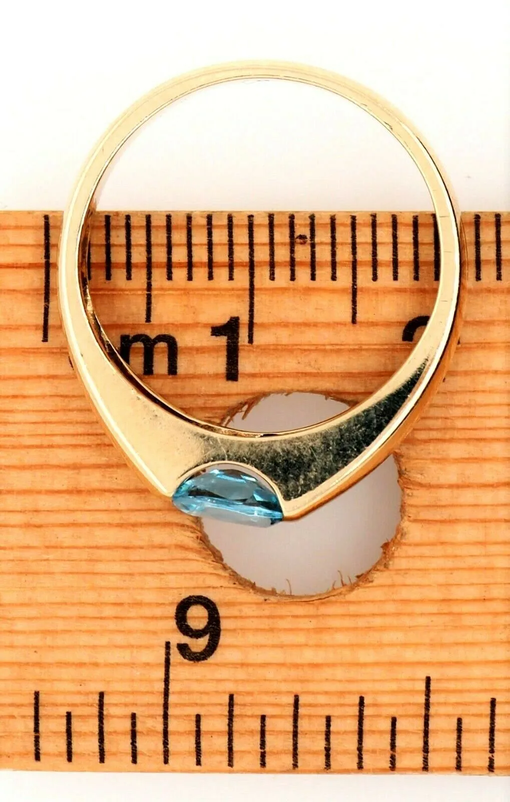 9ct Yellow Gold Topaz Dress Ring