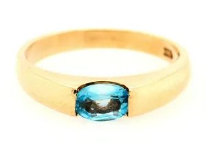 9ct Yellow Gold Topaz Dress Ring