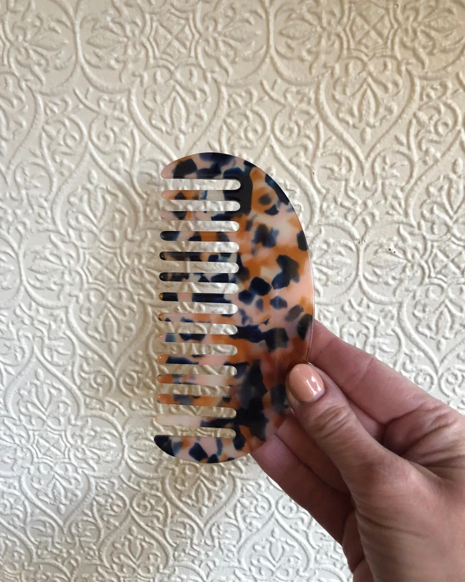 Acetate Comb, Half Moon