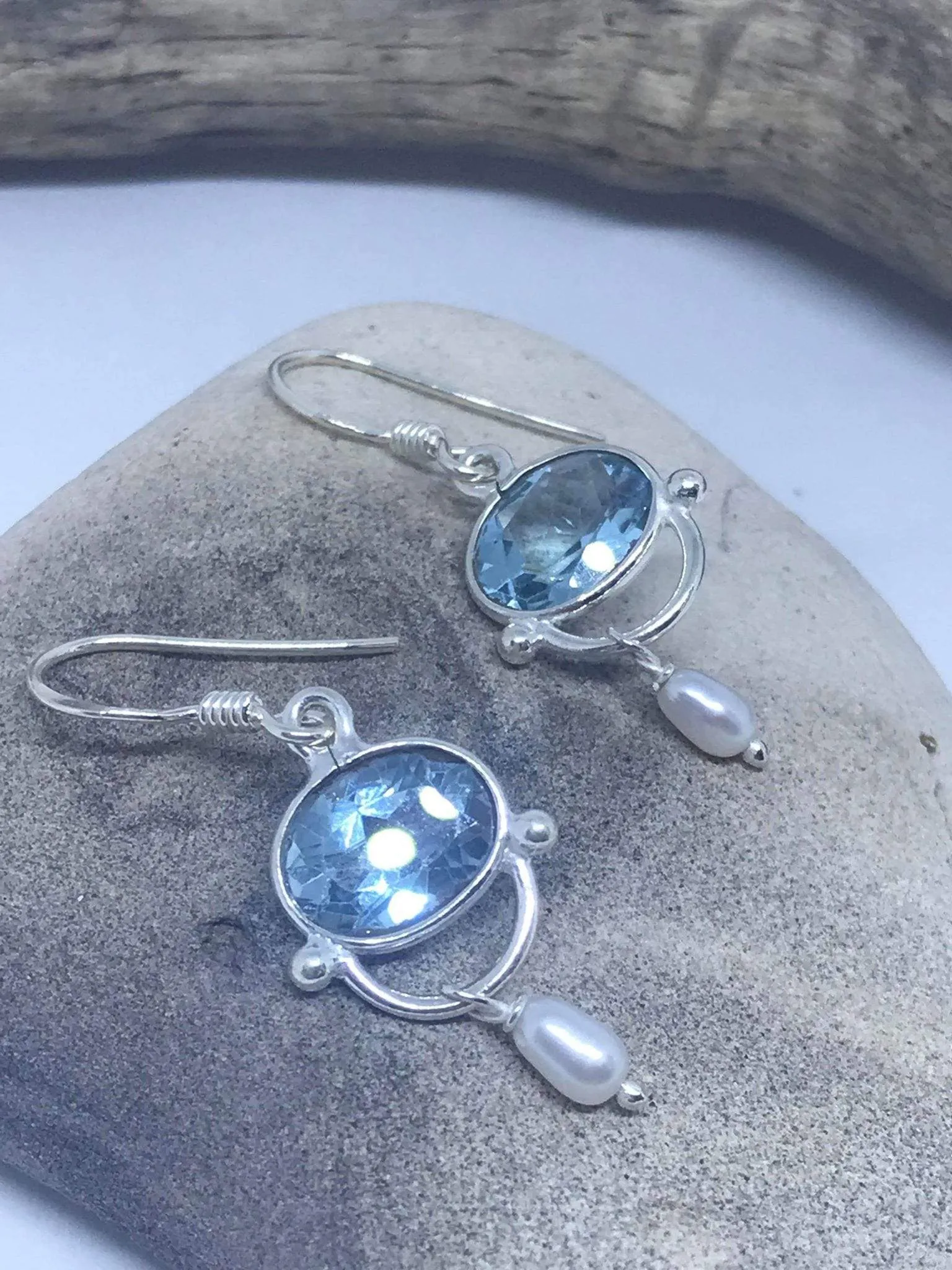 Aquamarine and Pearl Elegant Earrings
