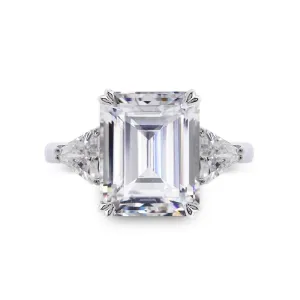 Bailey Petite Emerald Trillion Sides Ring