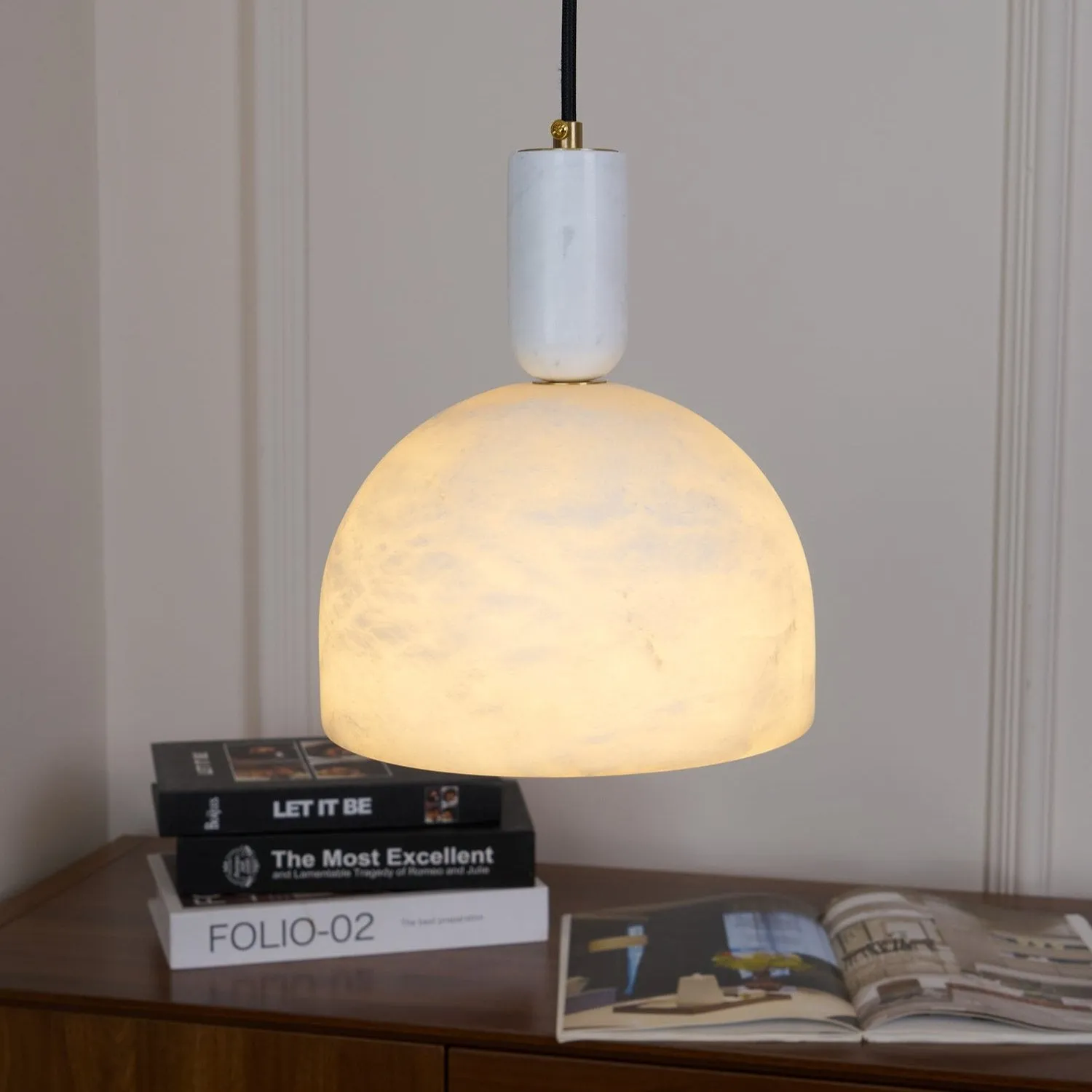 Blair Alabaster Pendant Light