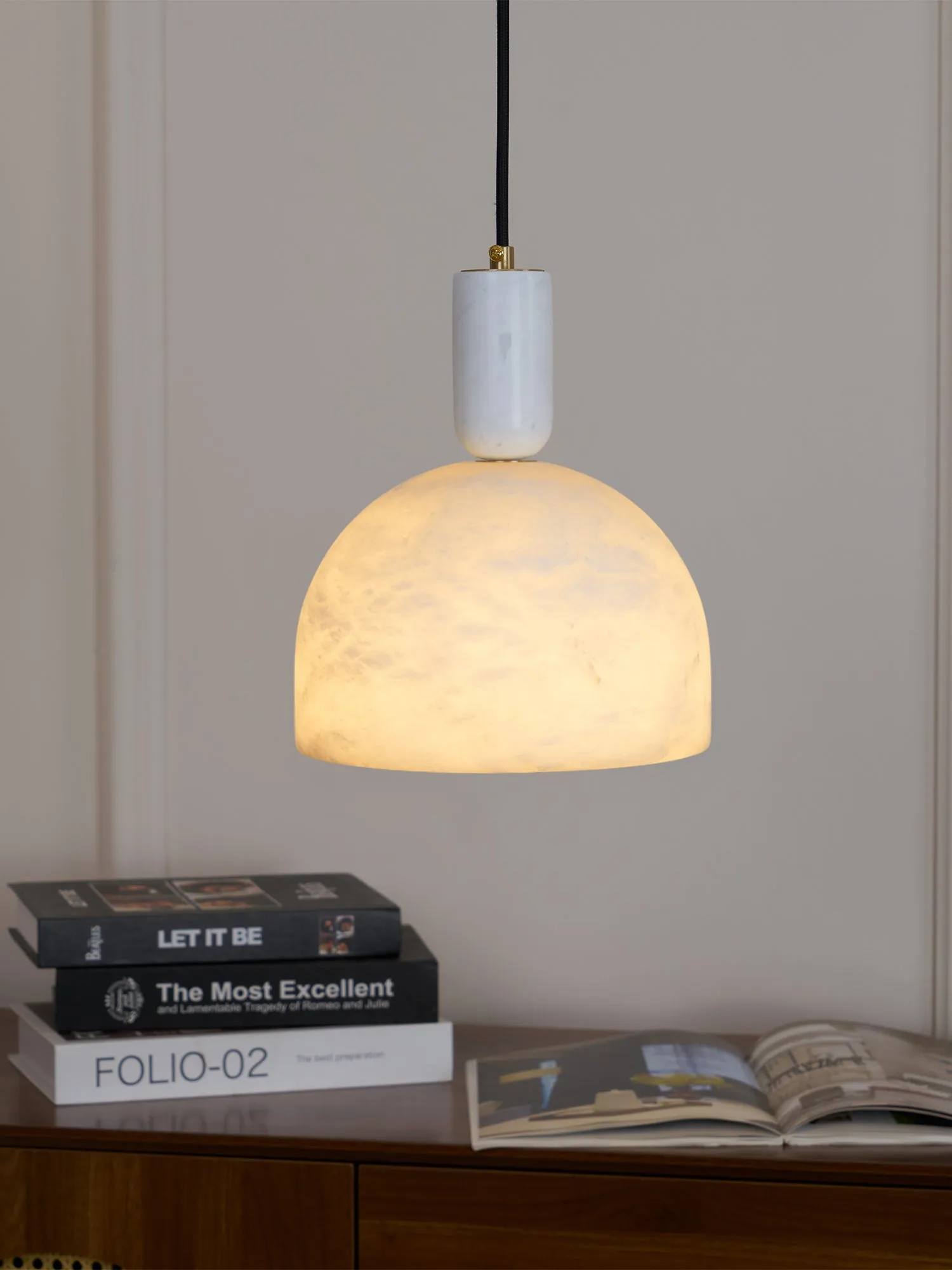 Blair Alabaster Pendant Light