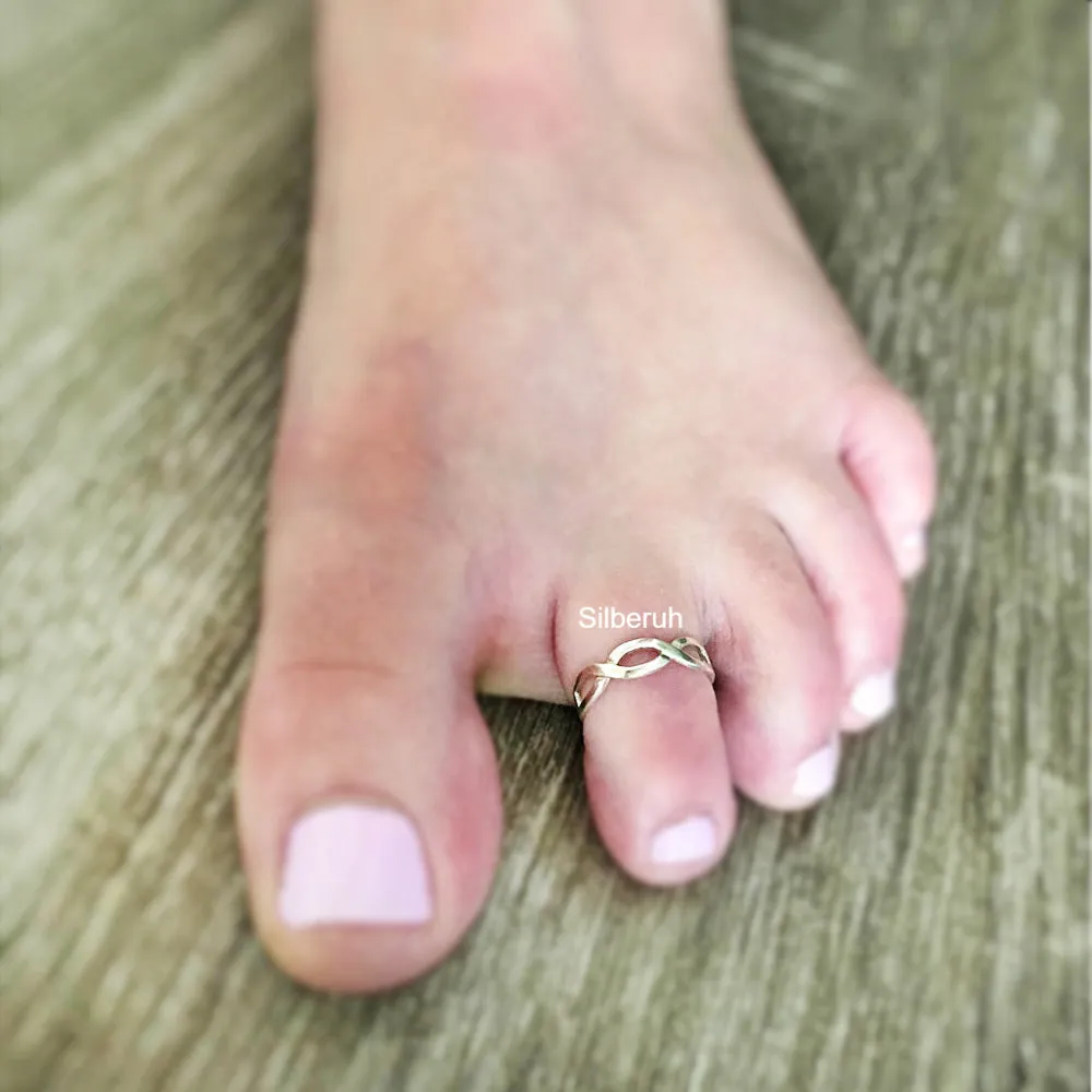 Criss Cross Silver Toe Ring