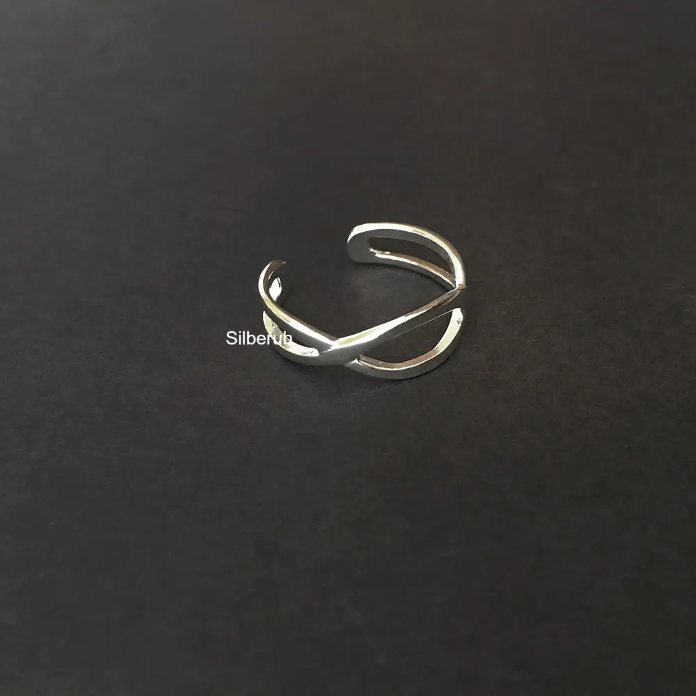 Criss Cross Silver Toe Ring