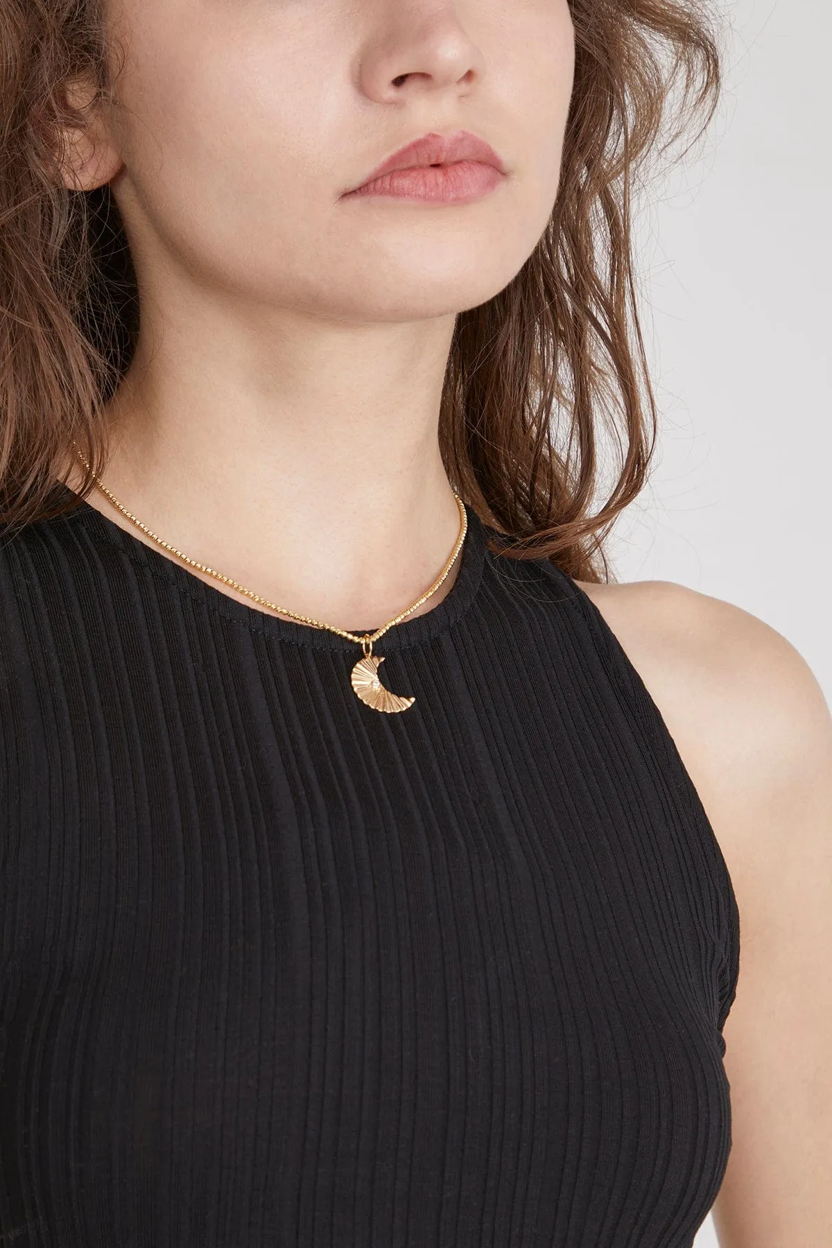 Fluted Moon Pendant in 14k Yellow Gold