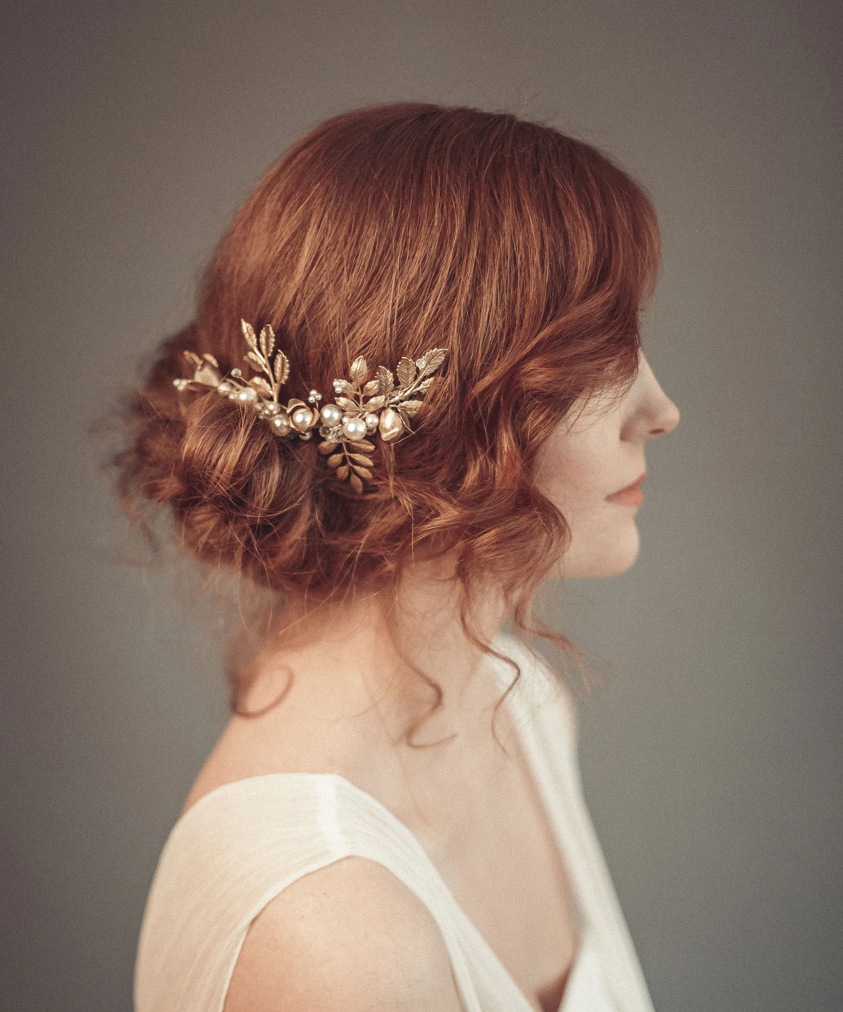 Gold leaf and flower hair vine with pearls and crystals