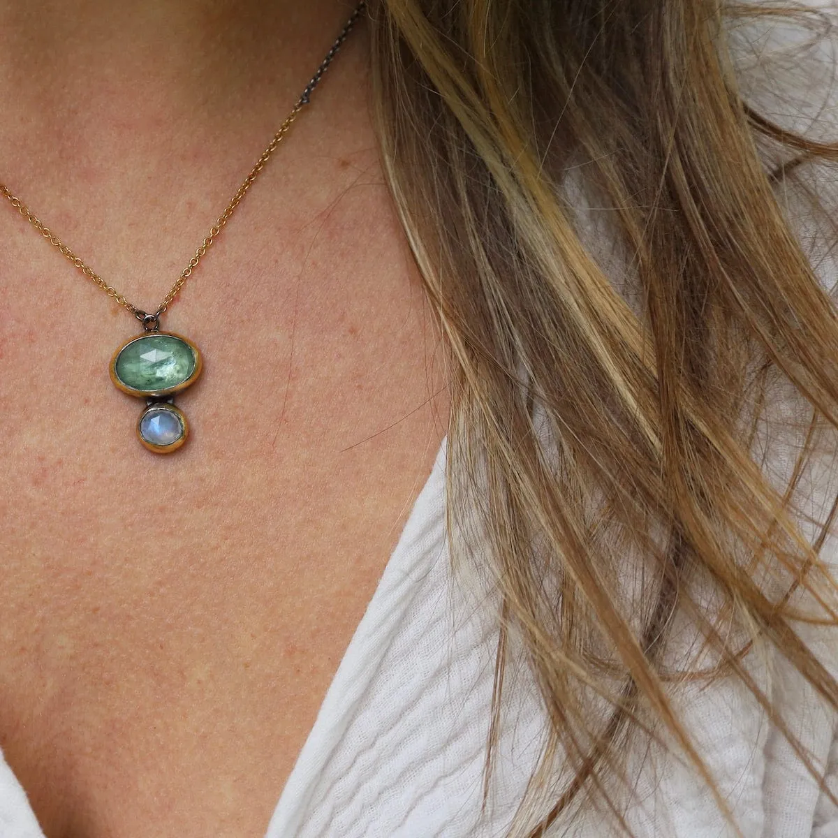 Green Kyanite & Moonstone Double Rim Necklace