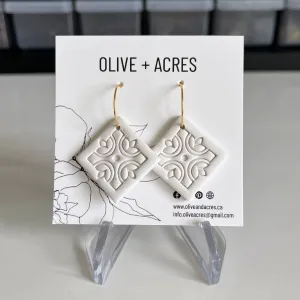 Margaret | White Speckled Clay Earrings