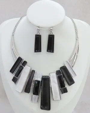NE-198 Black and White and Silver Rectangular Spike