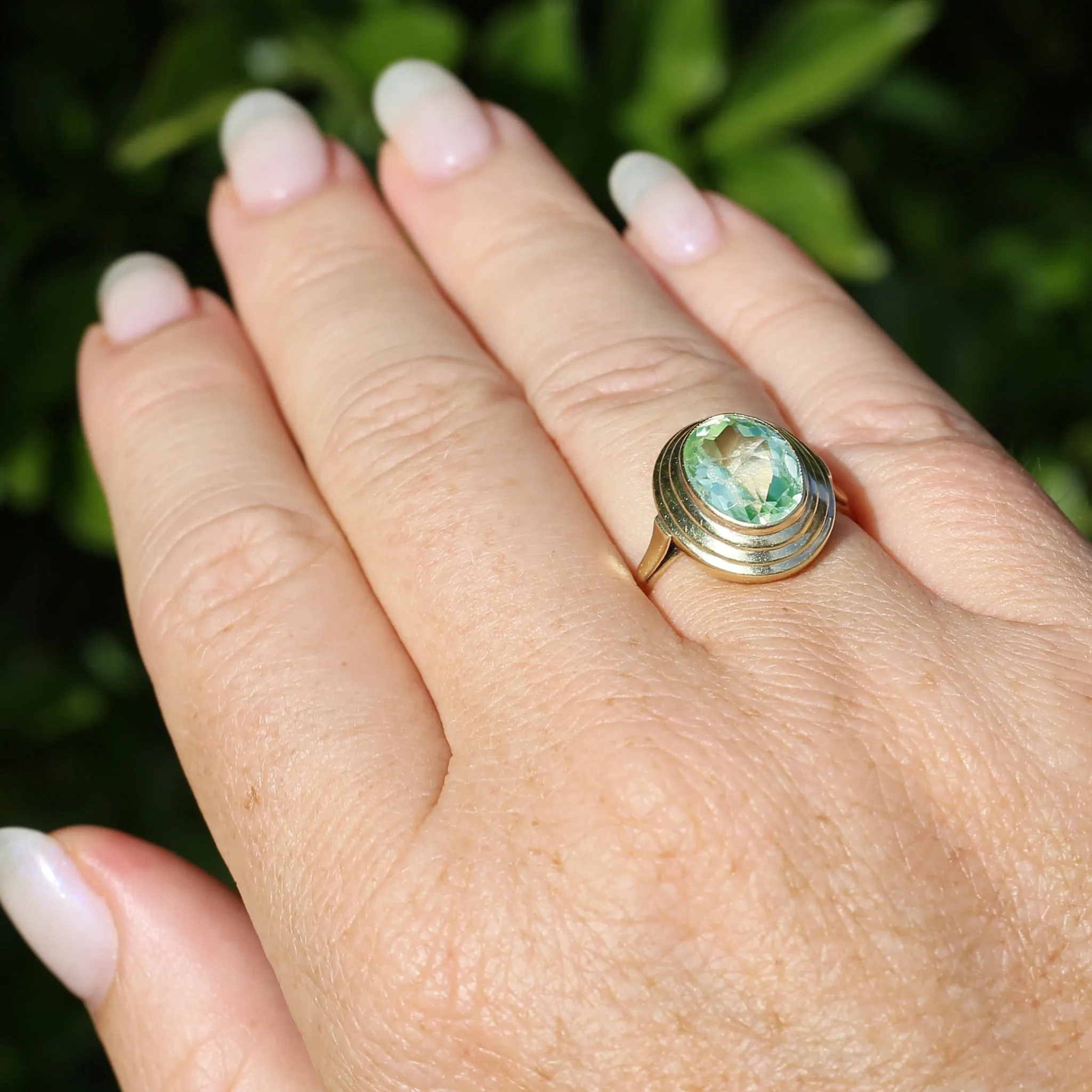 Oval Fancy Cut Uranium Glass Ring, 14ct Yellow Gold, size O1/2 or 7.5
