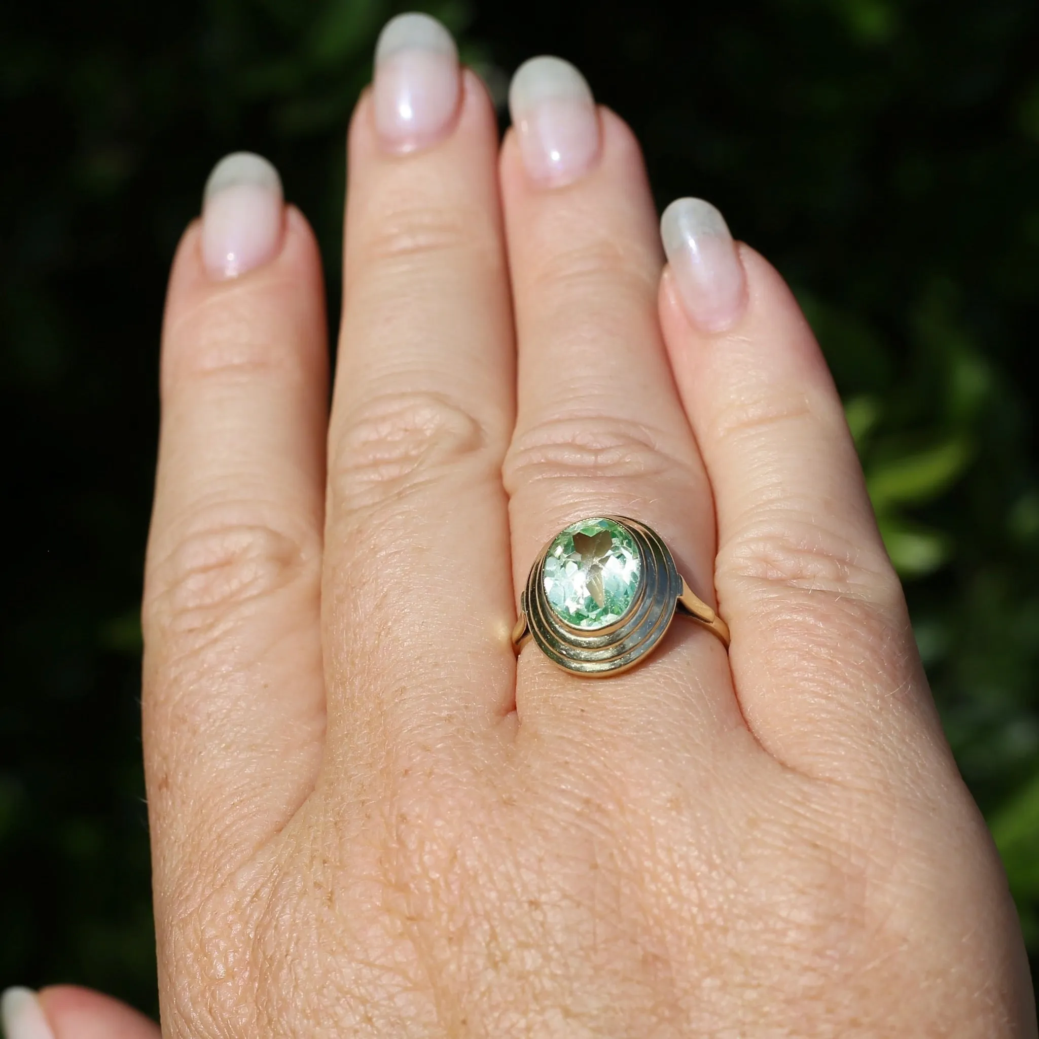 Oval Fancy Cut Uranium Glass Ring, 14ct Yellow Gold, size O1/2 or 7.5