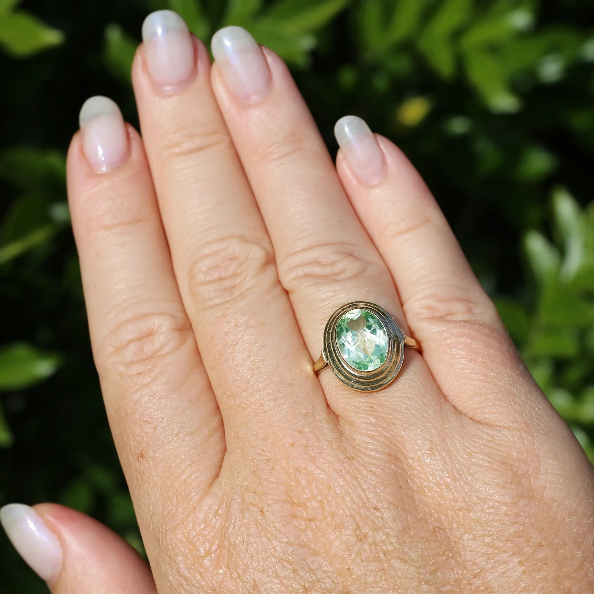 Oval Fancy Cut Uranium Glass Ring, 14ct Yellow Gold, size O1/2 or 7.5