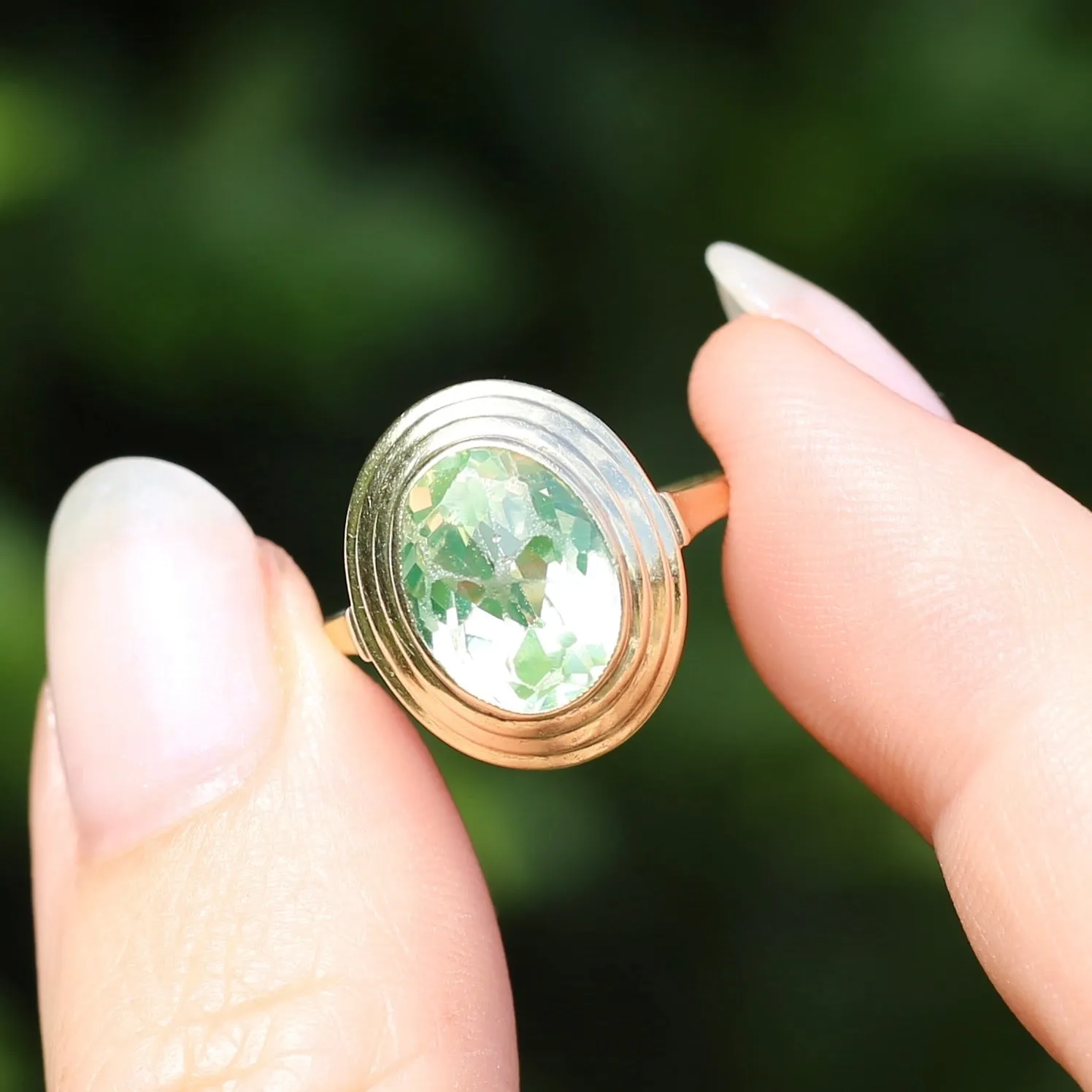 Oval Fancy Cut Uranium Glass Ring, 14ct Yellow Gold, size O1/2 or 7.5