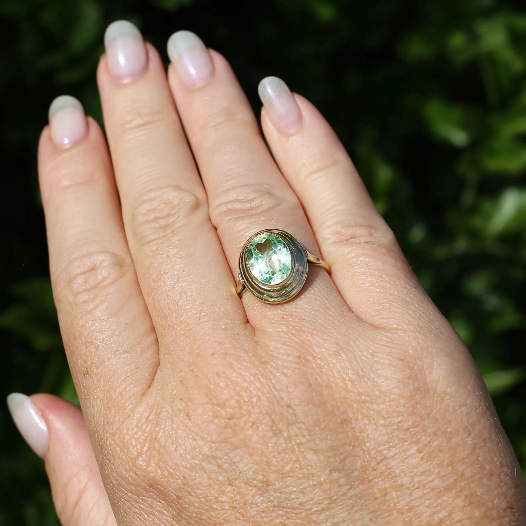 Oval Fancy Cut Uranium Glass Ring, 14ct Yellow Gold, size O1/2 or 7.5