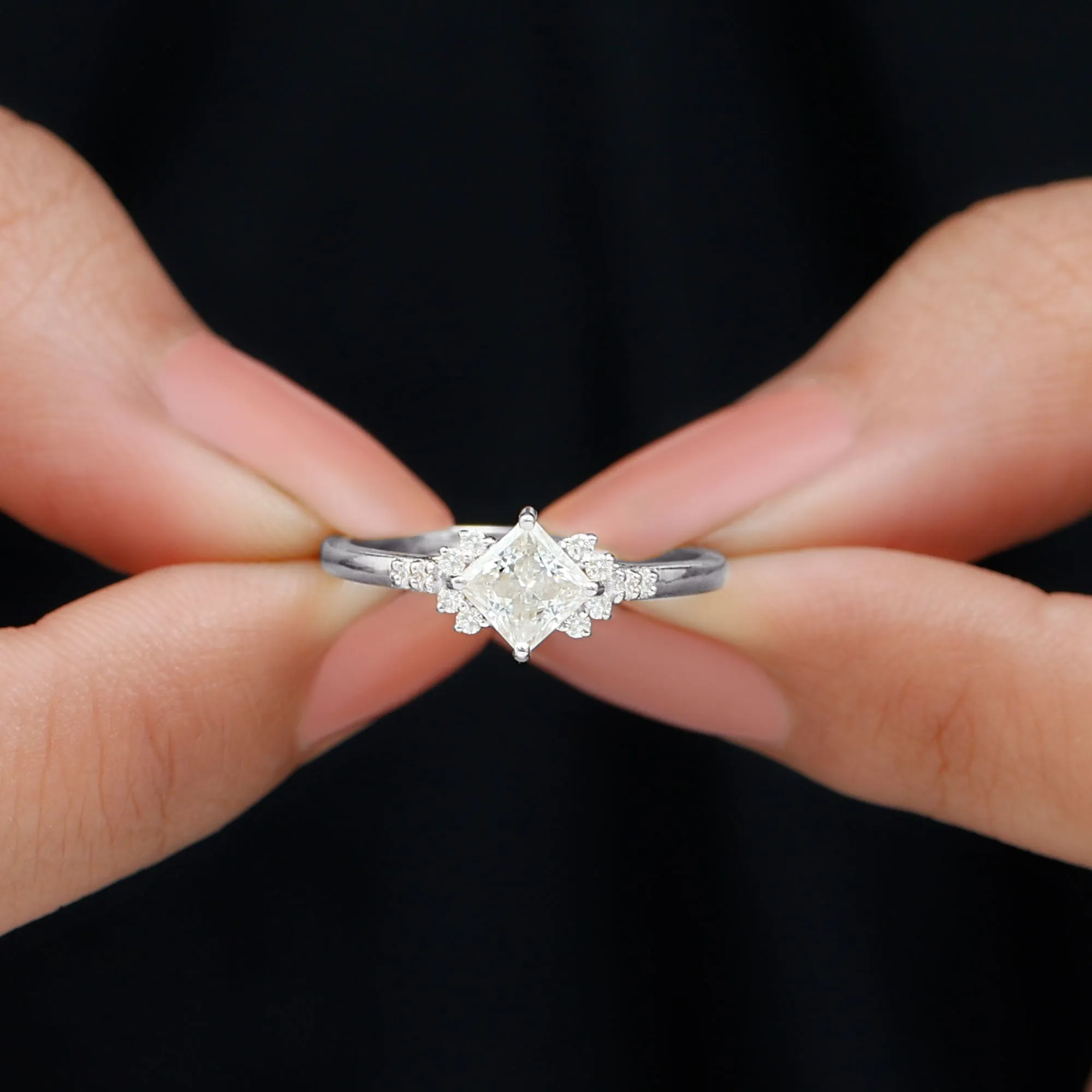 Simple Princess Cut Zircon Solitaire Promise Ring in Gold