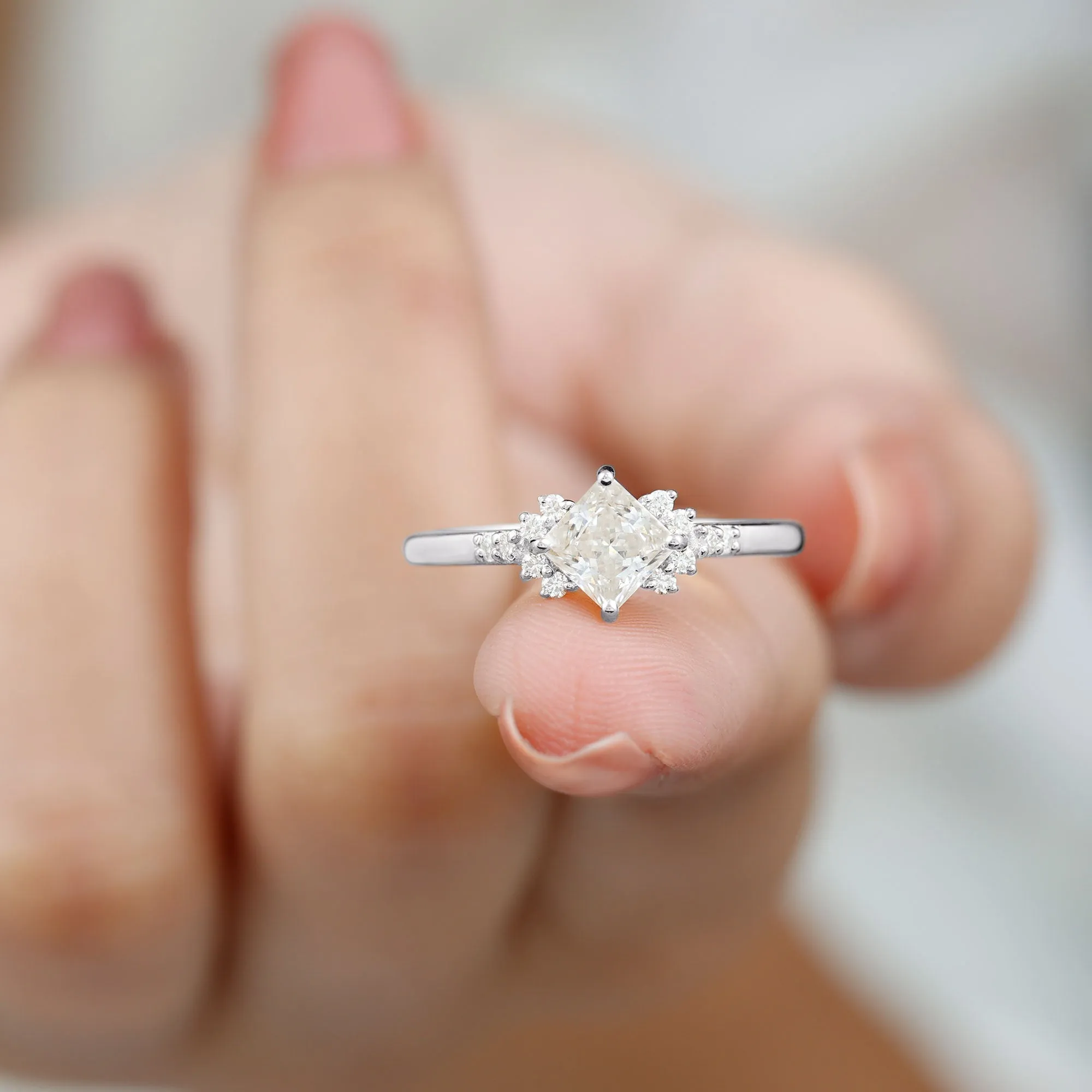 Simple Princess Cut Zircon Solitaire Promise Ring in Gold