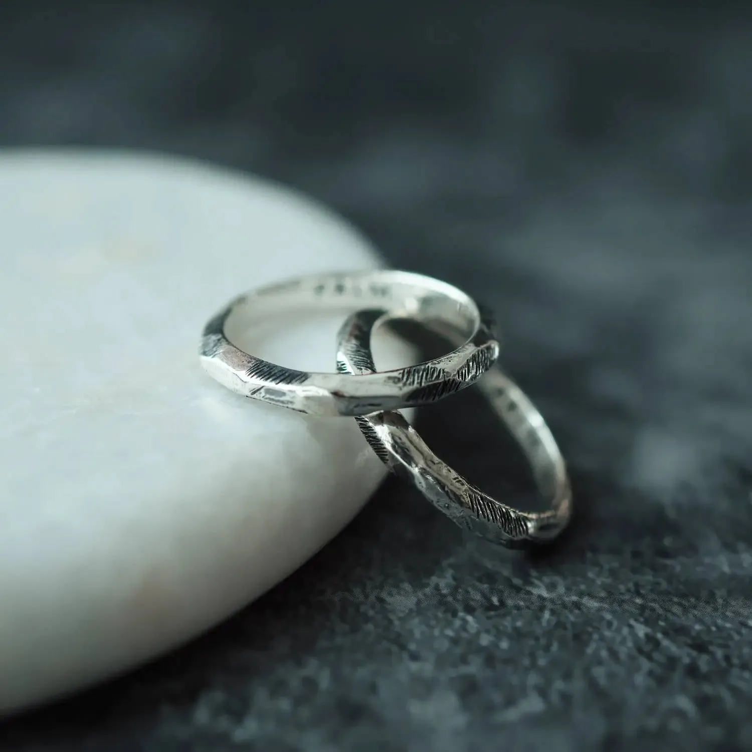TWIN RING.