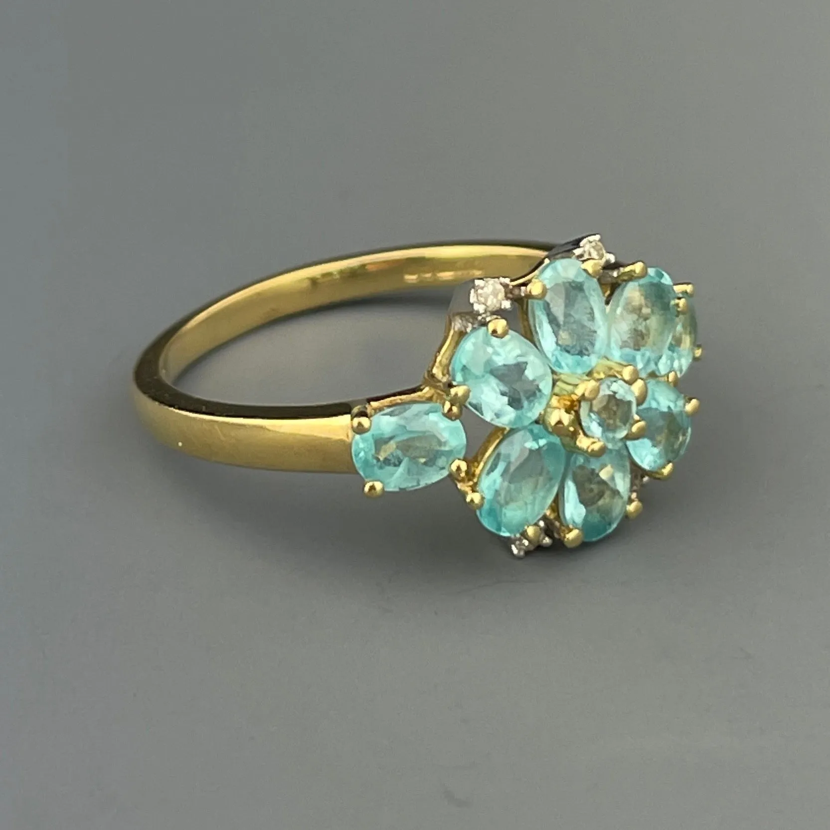 Vintage Gold Diamond Blue Stone Flower Cocktail Ring, Sz 6 1/4